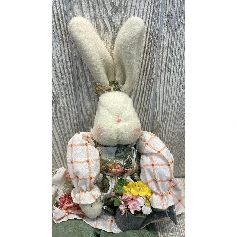 VTG Easter Bunny Shelf Sitter Rabbit Ceramic Head Hands + Ceramic Bunnies Figure